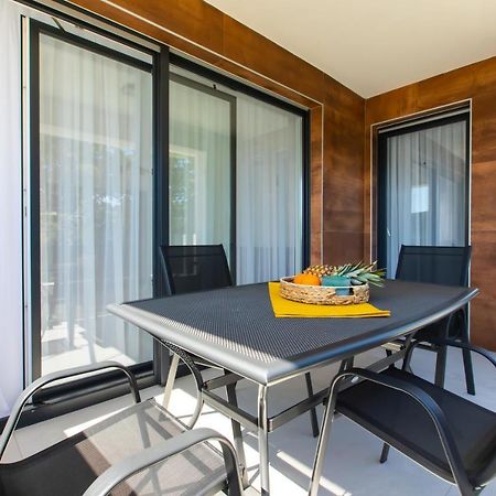 Beachfront Residences Stara Novalja Dış mekan fotoğraf